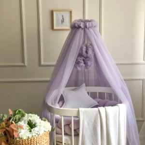 Балдахін на ліжко Маленька Соня - з Помпонами фіолетовий